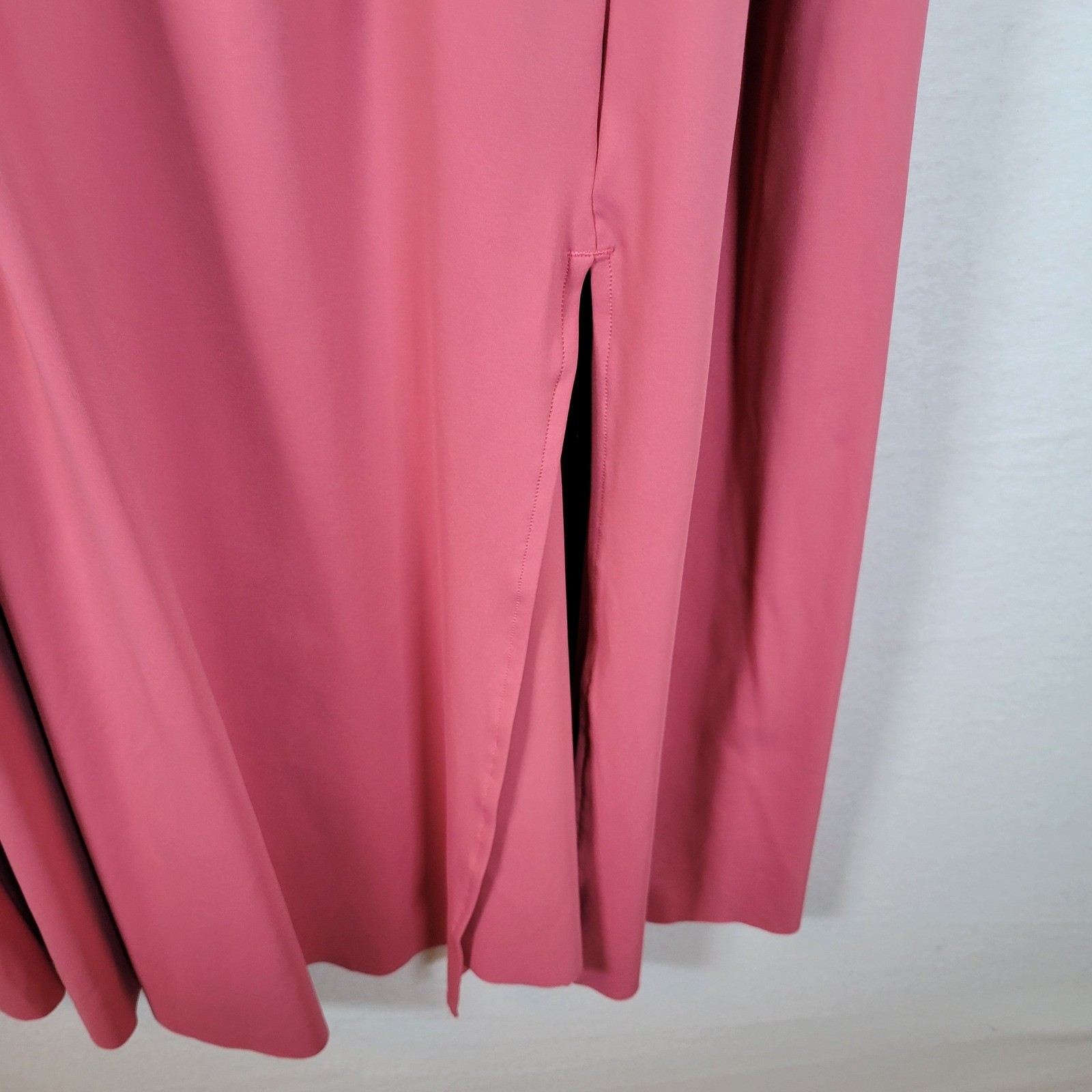 Halara Womens Racerback Built-in Shorts Slit Tank Midi Dress Size 2X Pink Sports