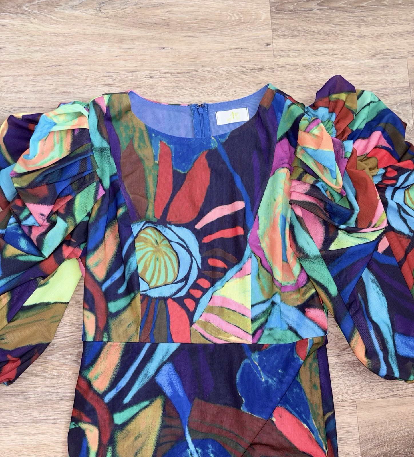 Vibrant Multicolor Floral Sheath Dress. Size: Large