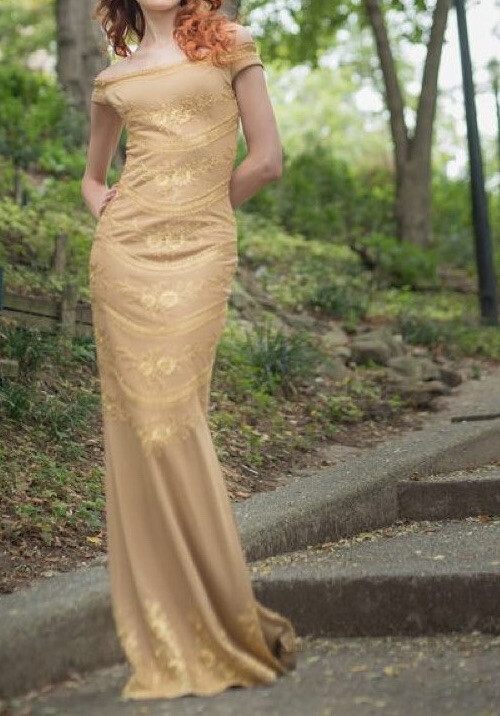 Beige gown size 0 dress. Gold Embroidery