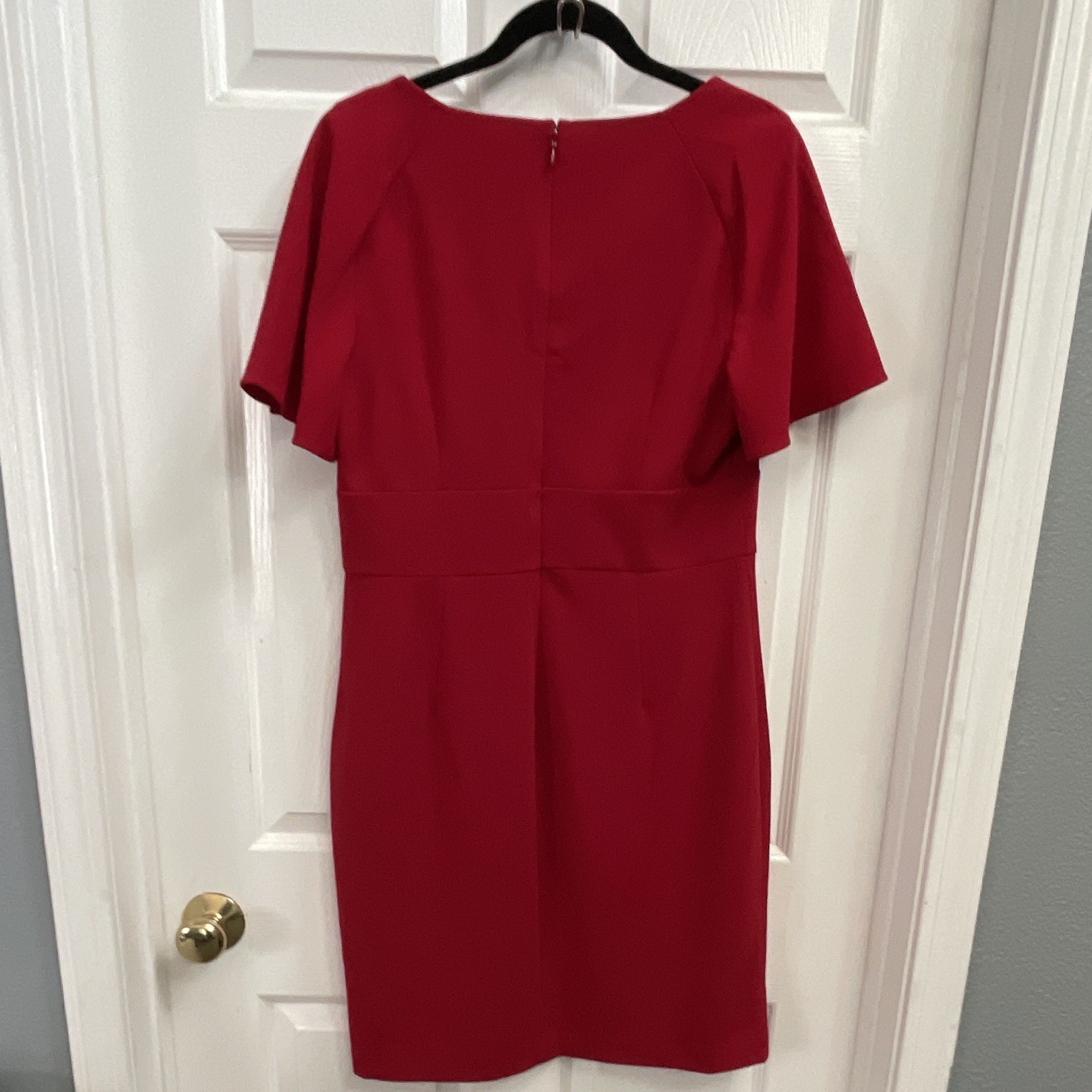 DKNY Women’s – 12 Red Solid V-Neck Flutter Sleeve Zip Knee-Length Sheath Dress