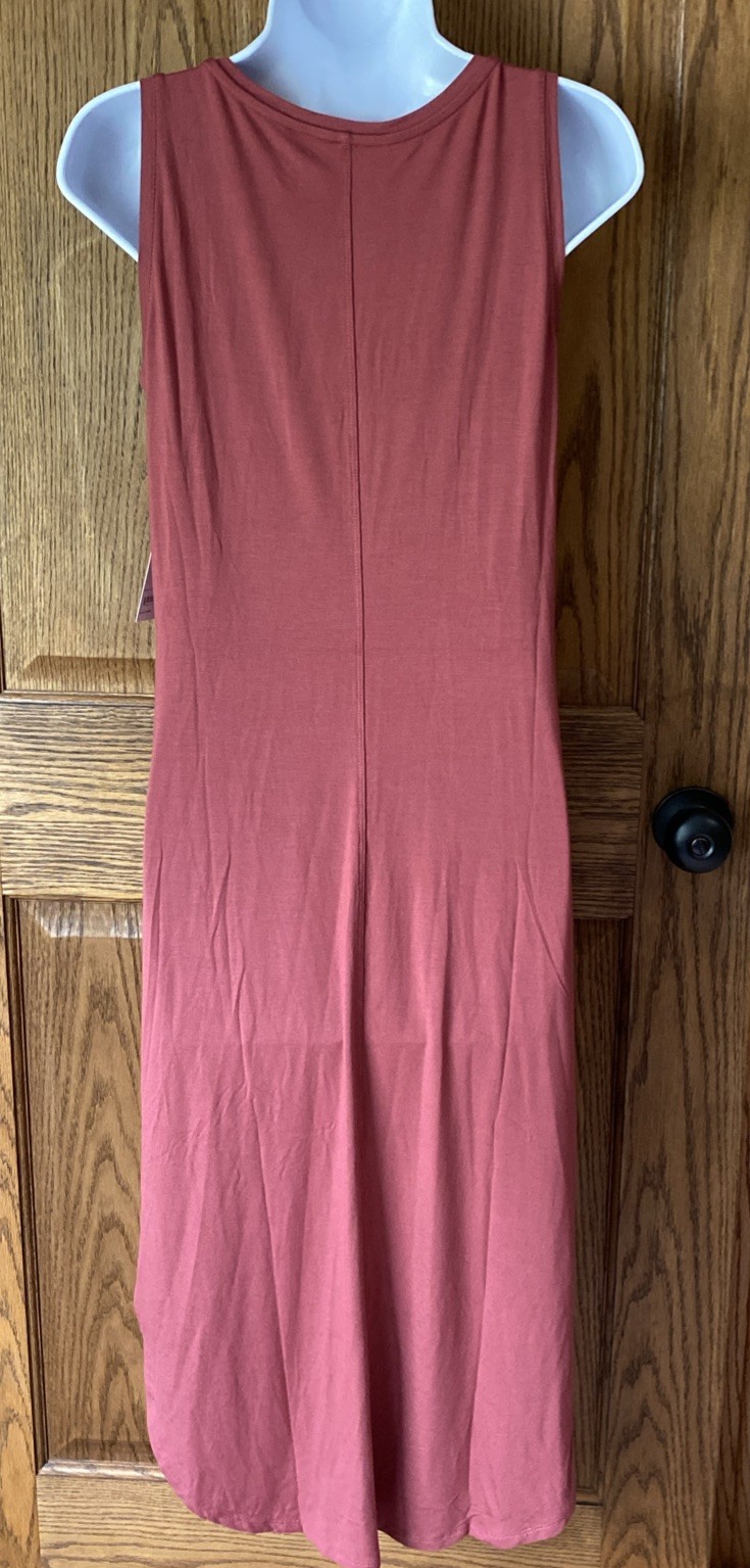 NWT Amazon Essentials Sleeveless V Neck Maxi Tank Dress – Redish – MEDIUM