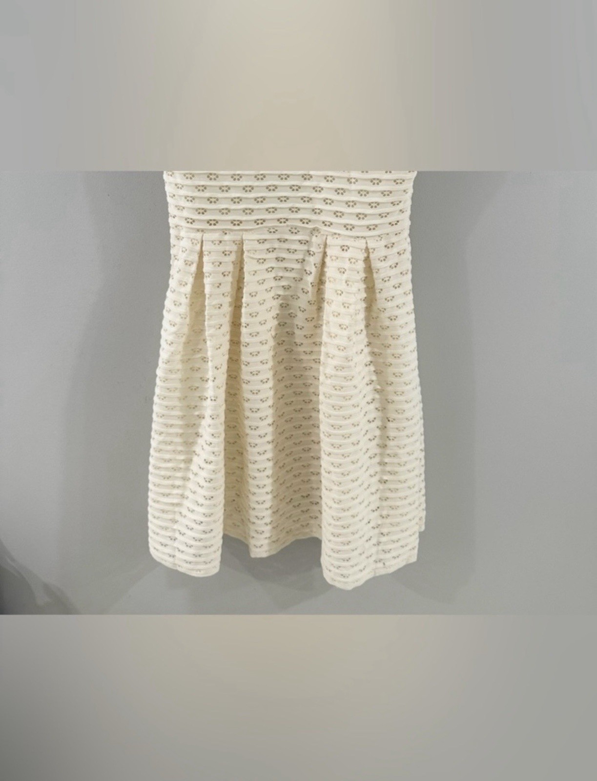 Alythea Sleeveless Pleated Dress Beige Large