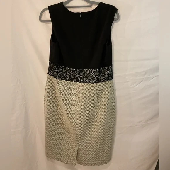 London Times Cream/Black/gold Metallic Midi back zip Dress Sz 12“