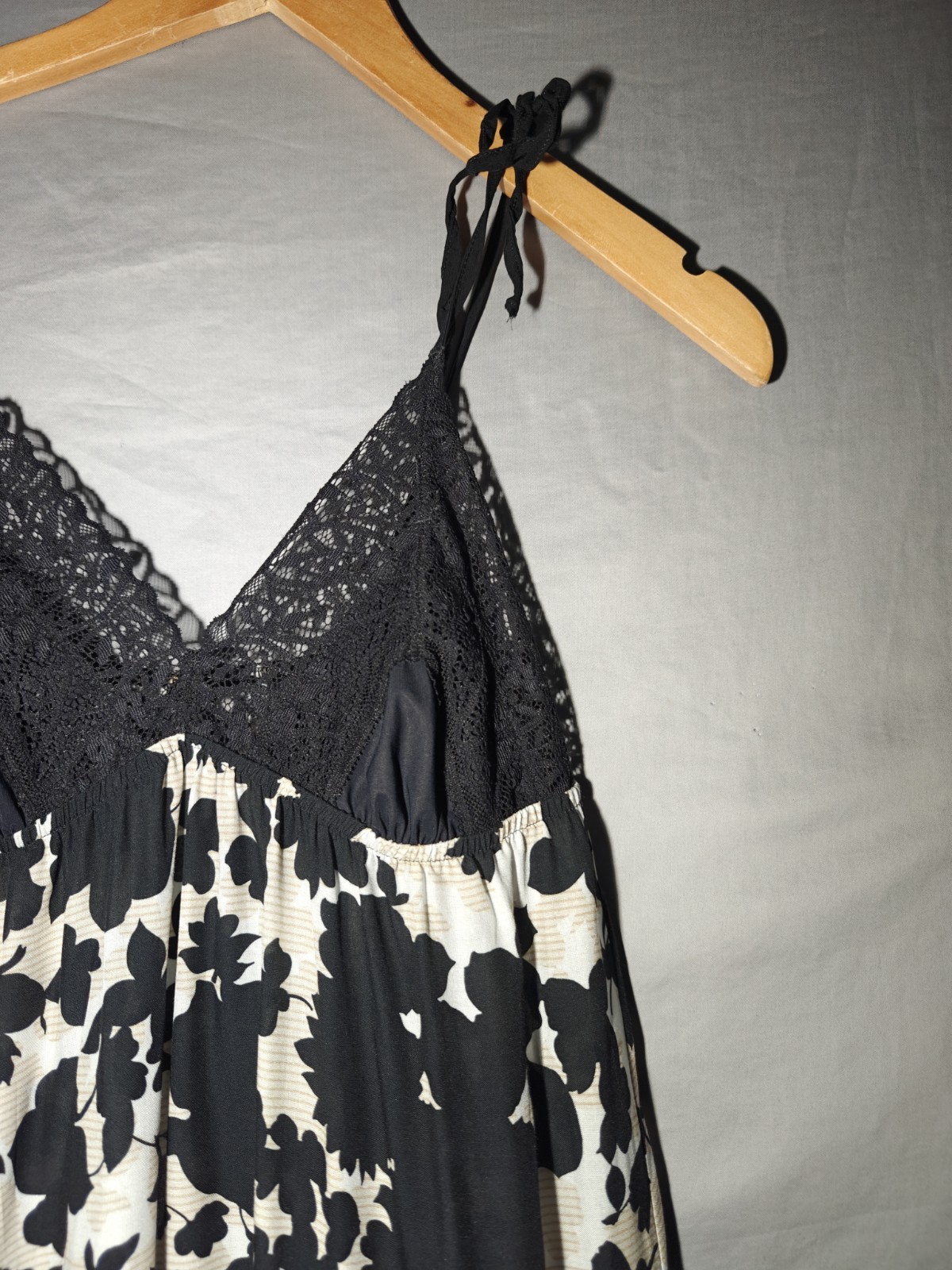 Touche Lingerie NWT Black & White Babydoll Spaghetti Strap V Neck Dress Medium