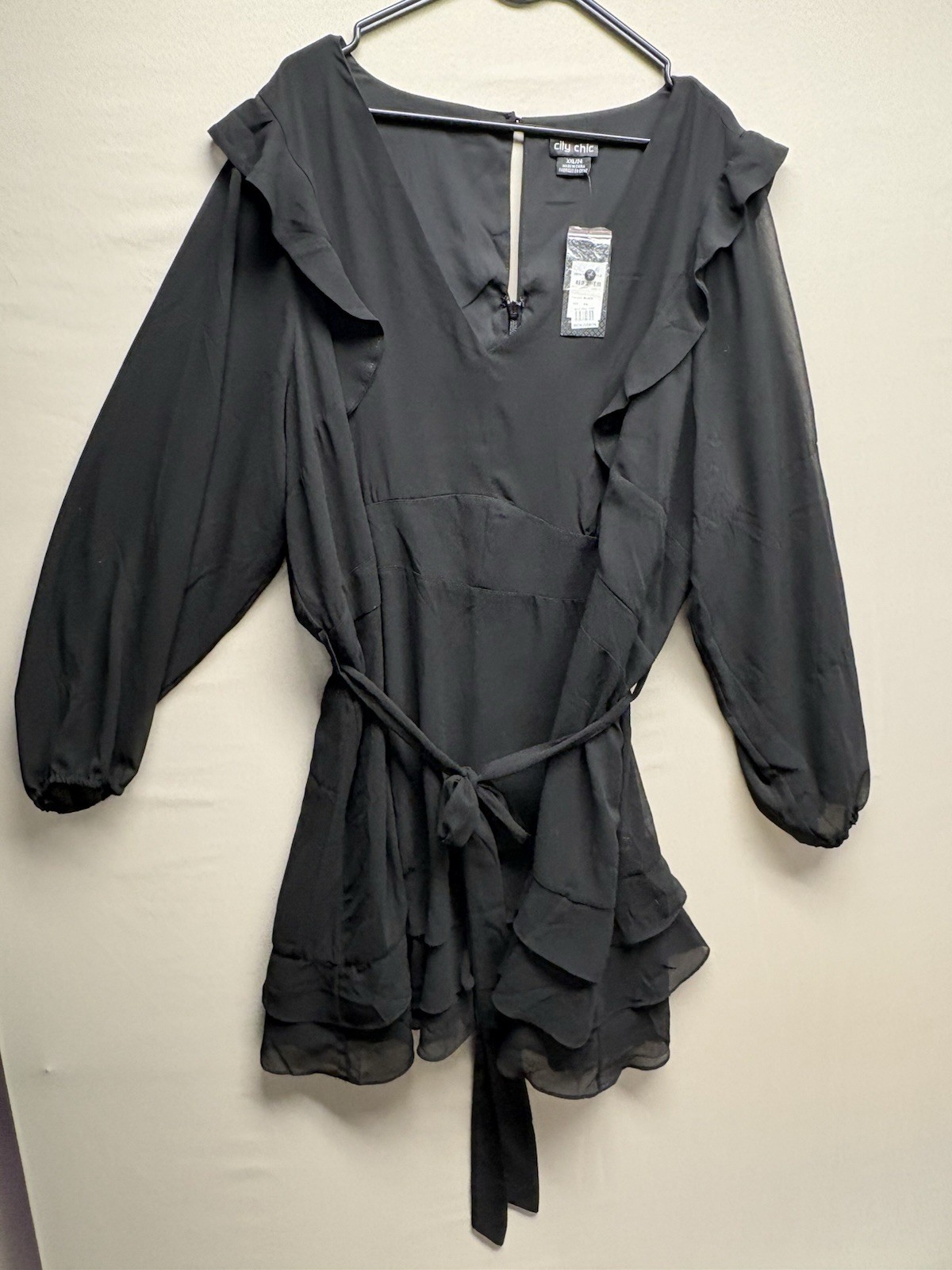 NWT City Chic Womens Dress Size XXL Black Pretty Ruffle Lightweight 🔥Zipper