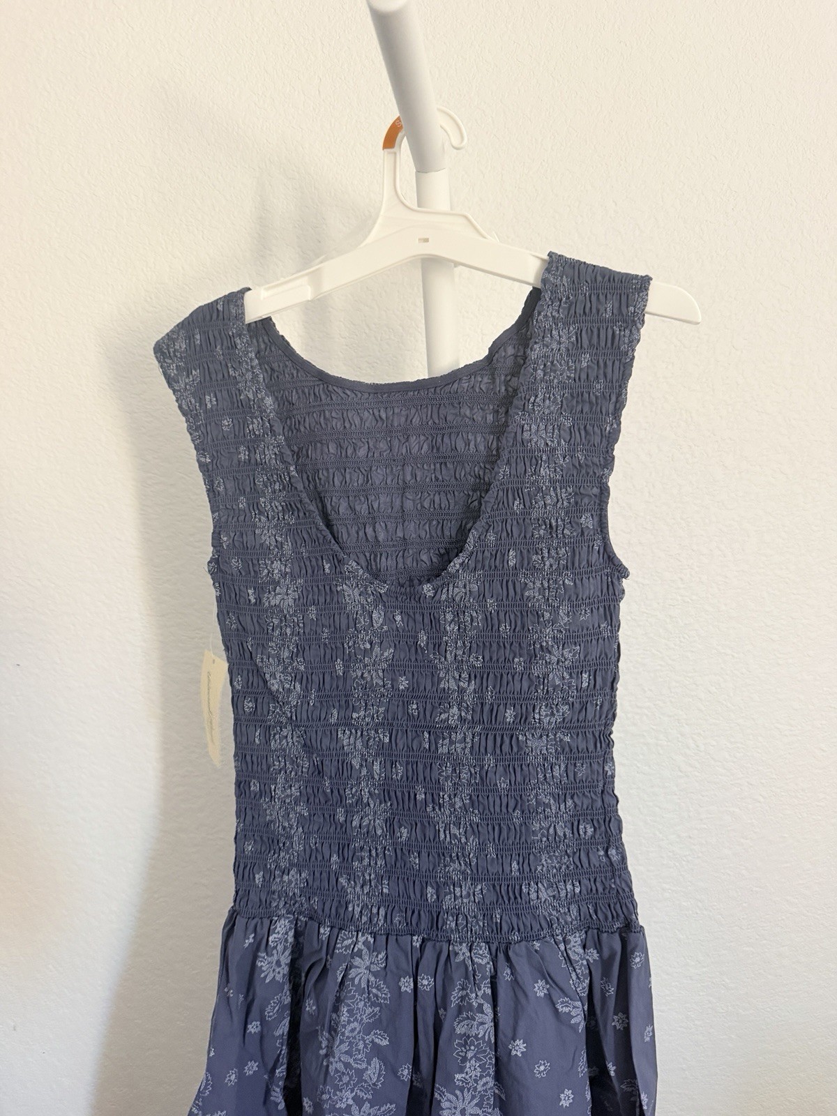 Universal Thread Blue Floral Smocked Sleeveless Midi Sundress S Scoop Neck