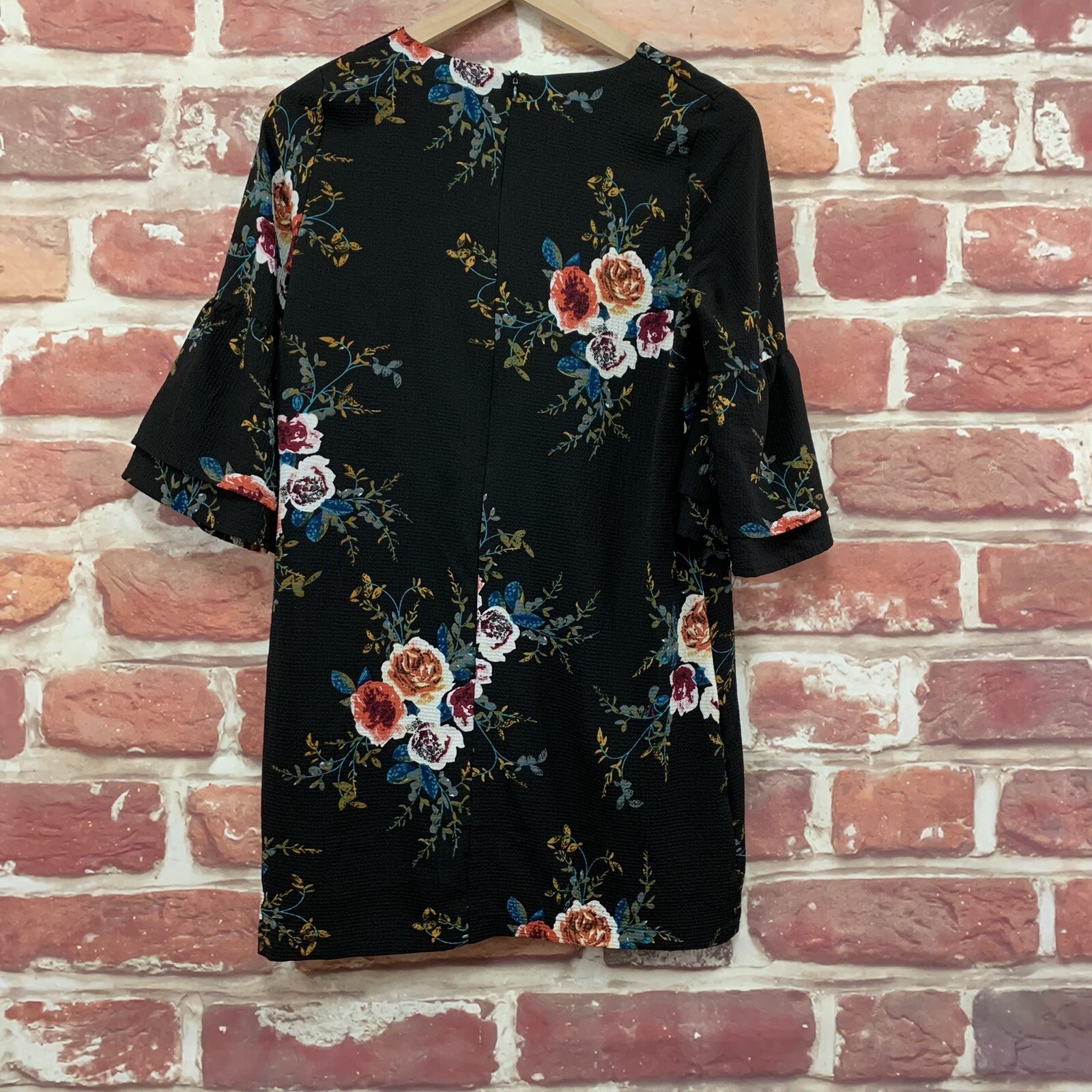 Belongsci Dress Womens Small Black Multicolor Floral Tiered Sleeve Zip Up
