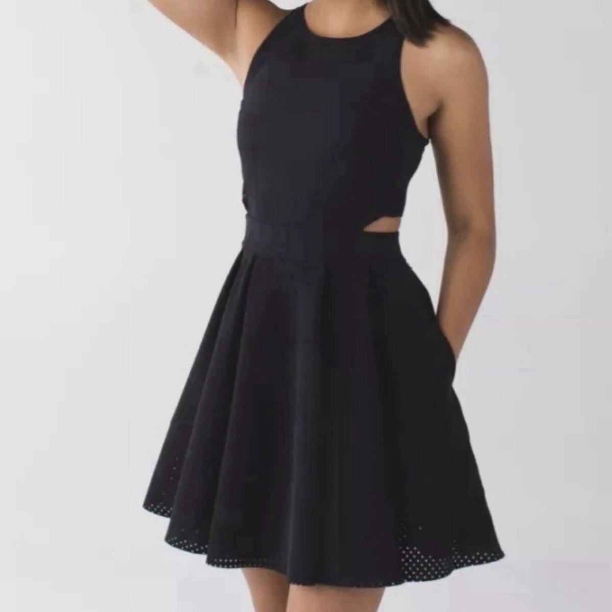 Lululemon Fit And Flare Away Dress Women’s Sz 0 Black Open Back Mesh Sleeveless