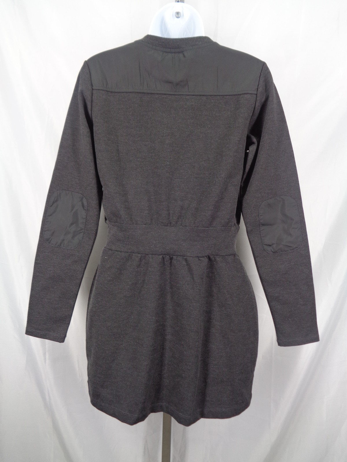 Merrell Indira Mixer Dress Size Medium Elbow Patch Athletic Hiking Outdoor