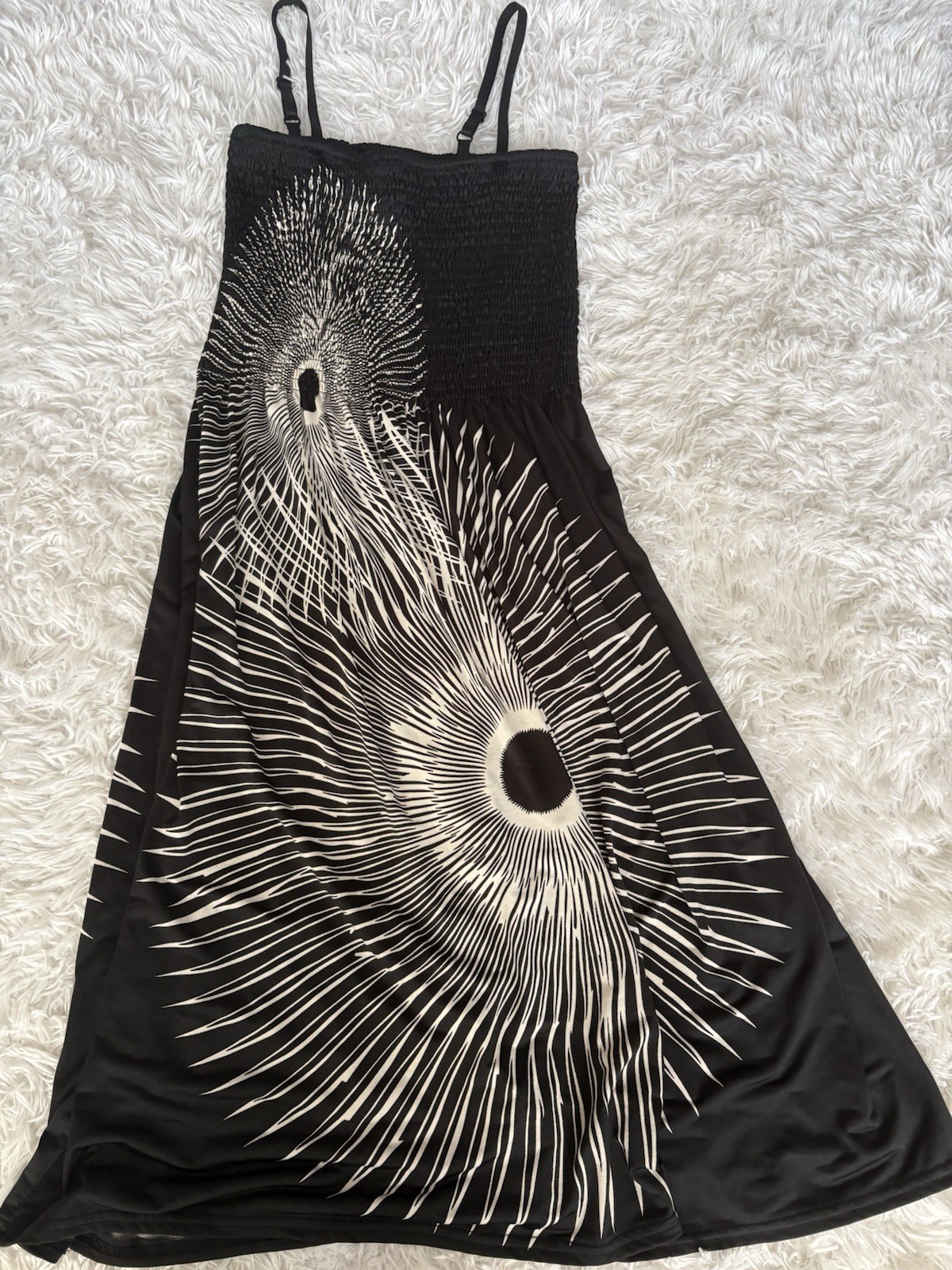 Shoreline “One Size Fits Most” Beautiful Spaghetti Strap Dress. Great Shape