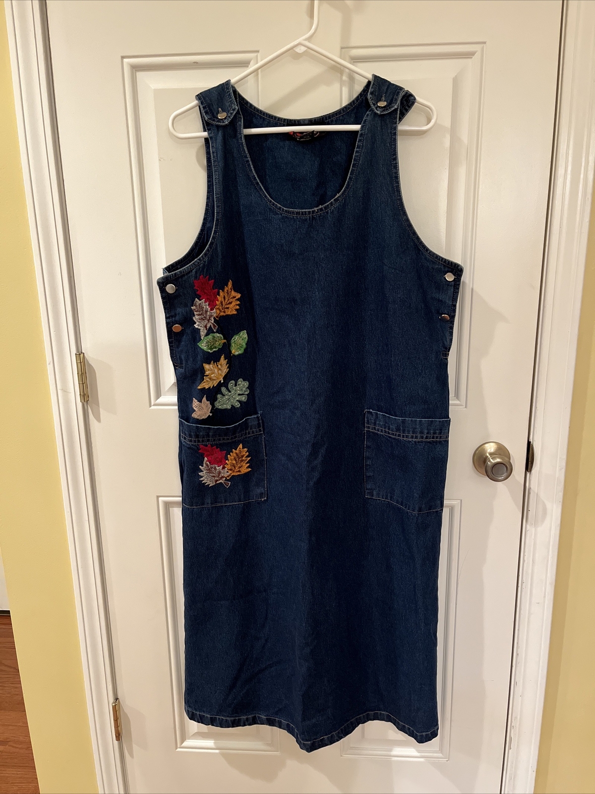 Cherry Krave Denim Mid Calf Jumper Side Button Closure Size Large Fall Leaves