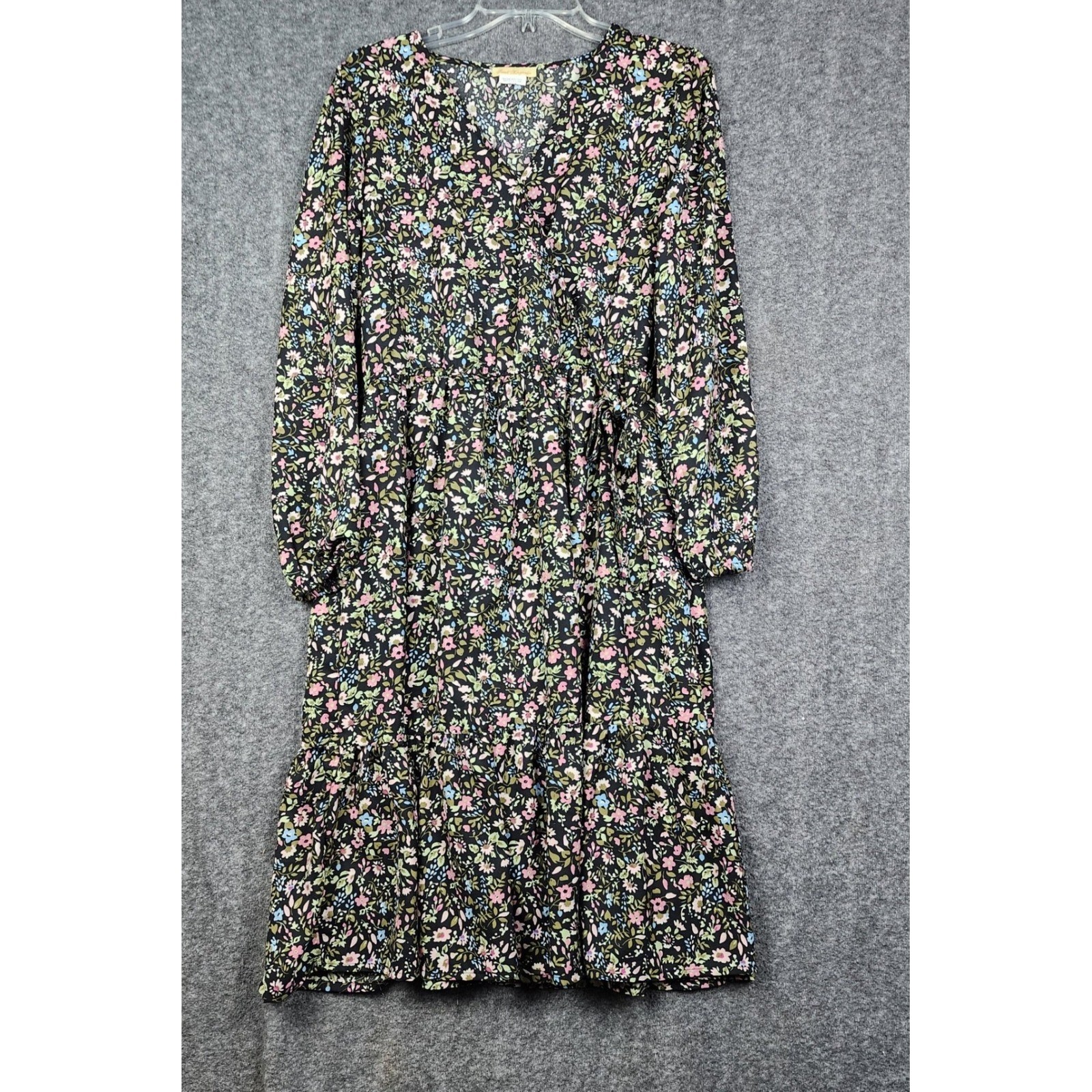 Sweet Magnolia Floral Tiered Midi Dress Womens Large Black Long Sleeve V-Neck