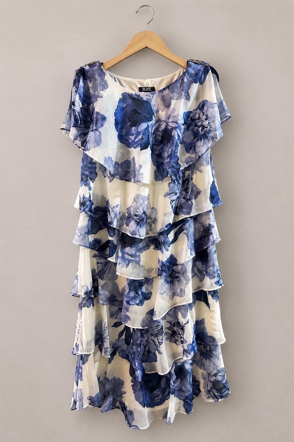 SLNY Women’s 6P Blue Floral Tiered Chiffon Midi Dress Rhinestone Shoulder Petite