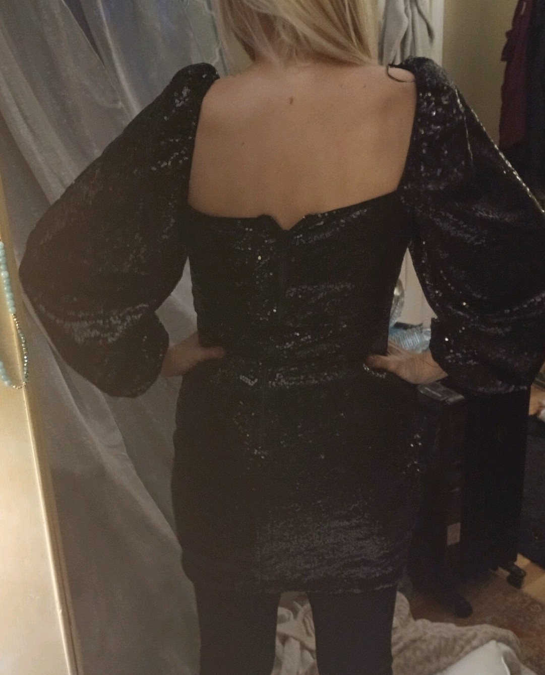 FIESTAR Size LG BLACK SEQUINED LONG SLEEVE FORMAL EVENING DRESS Zipper Back NEW