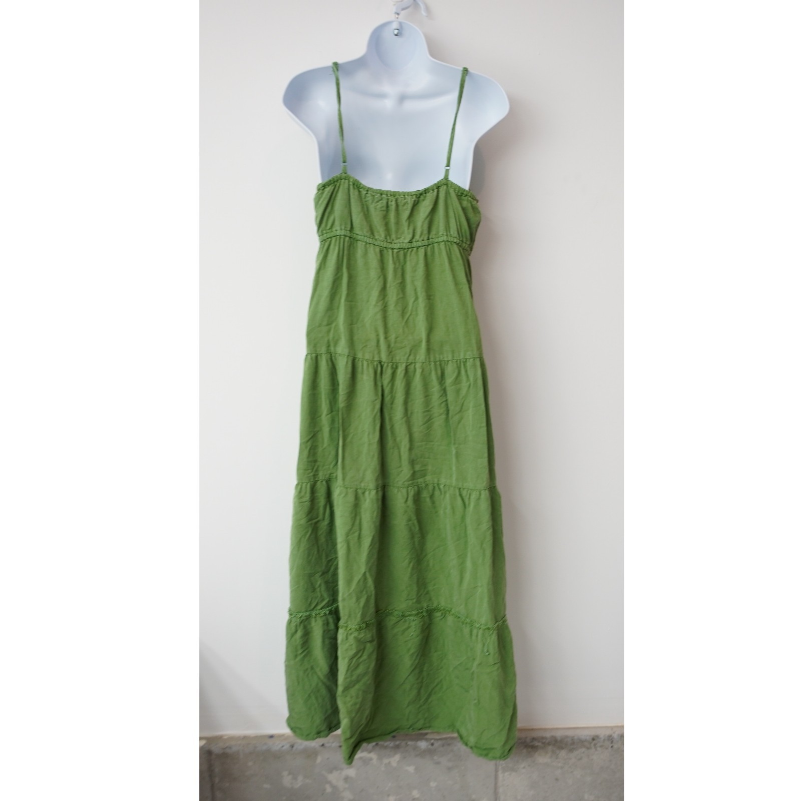 Kut from the Kloth Midi Dress Size Medium Green Boho Tiered Fairy A line Flowy