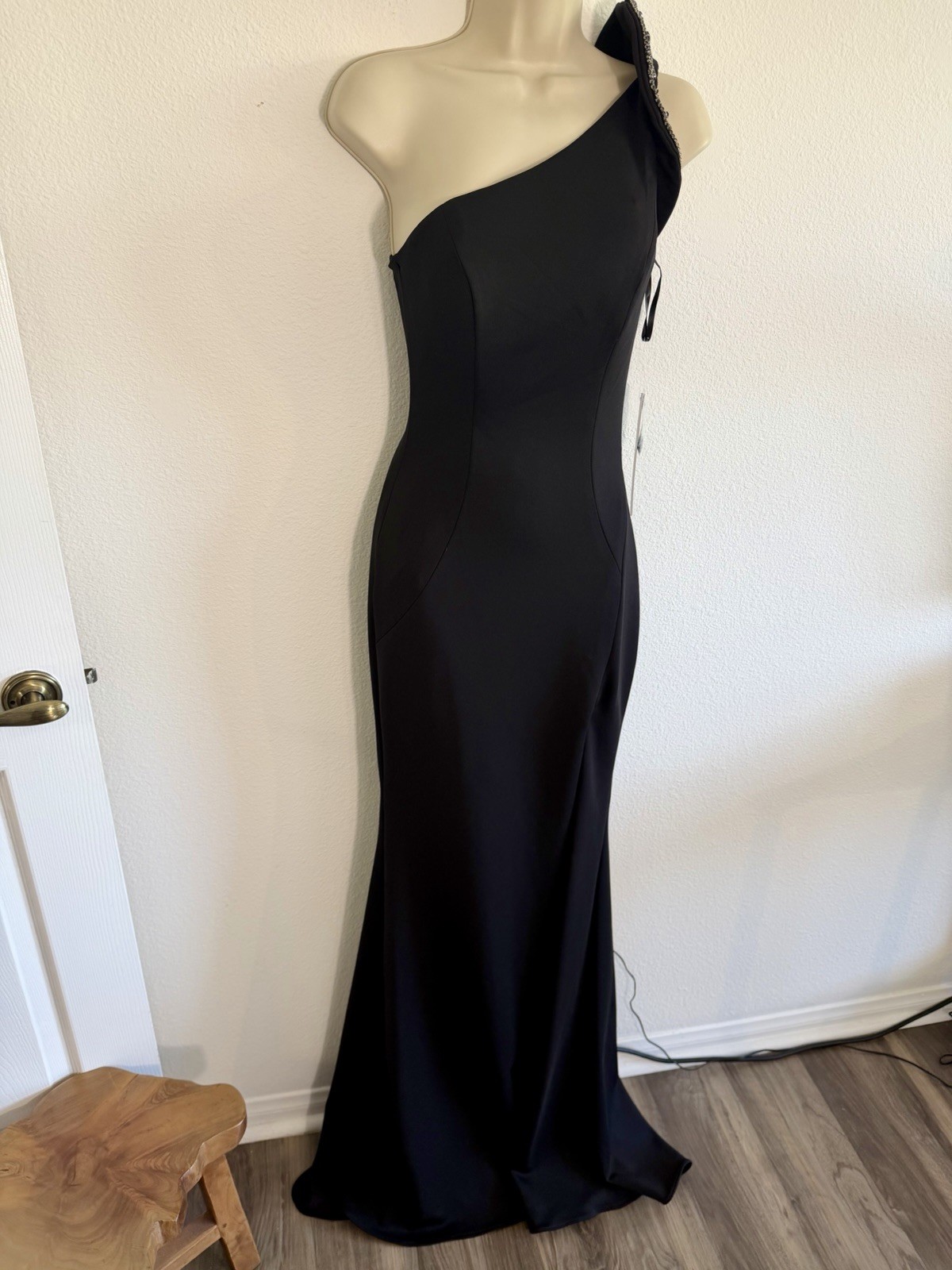 Jovani Gown NWT Sz 2 One Shoulder Beaded Mermaid Prom Guest Pageant Formal Gala