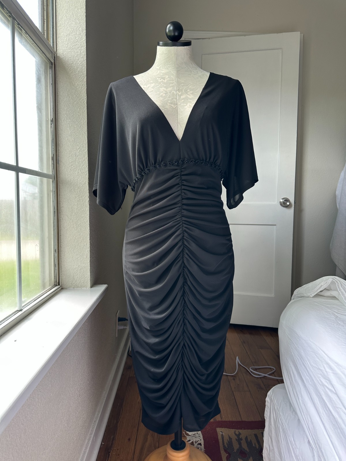 David Meister Black Ruched Beaded Midi Cocktail Dress Size 12 Elegant Evening
