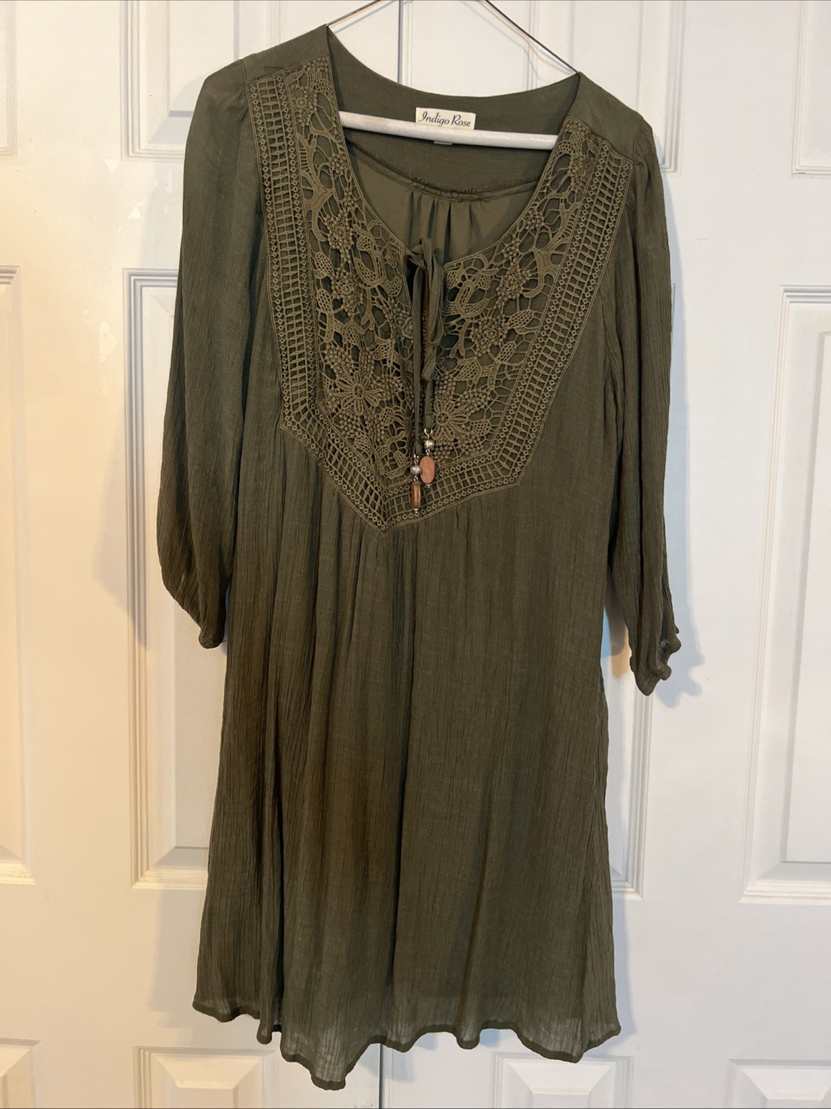 Indigo Rose Green Boho Crochet Lace Mini Dress 3/4 Sleeve Wood Bead Tie Neck L