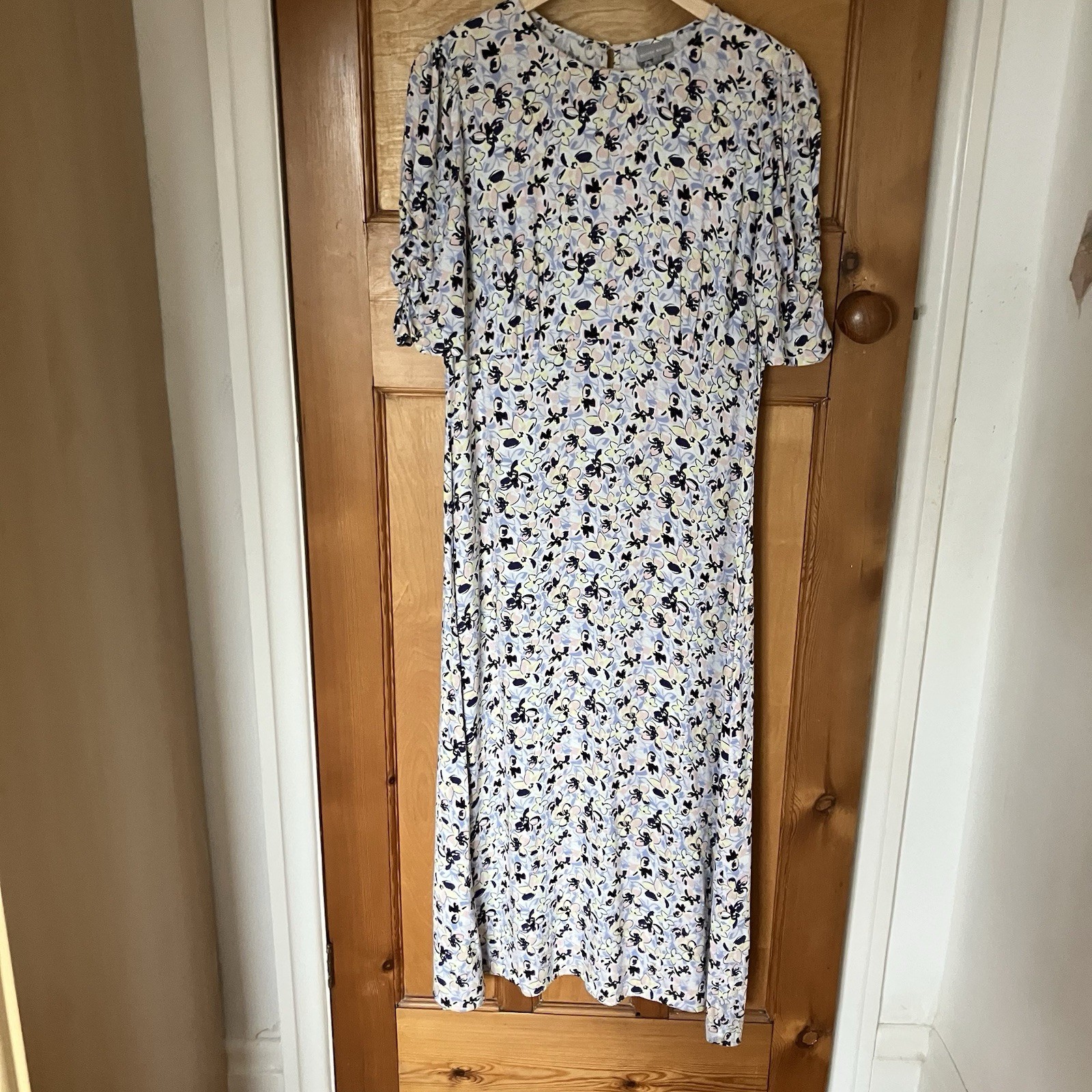 Oliver Bonas Pastel Floral Viscose Midi Dress (UK 14) VGC