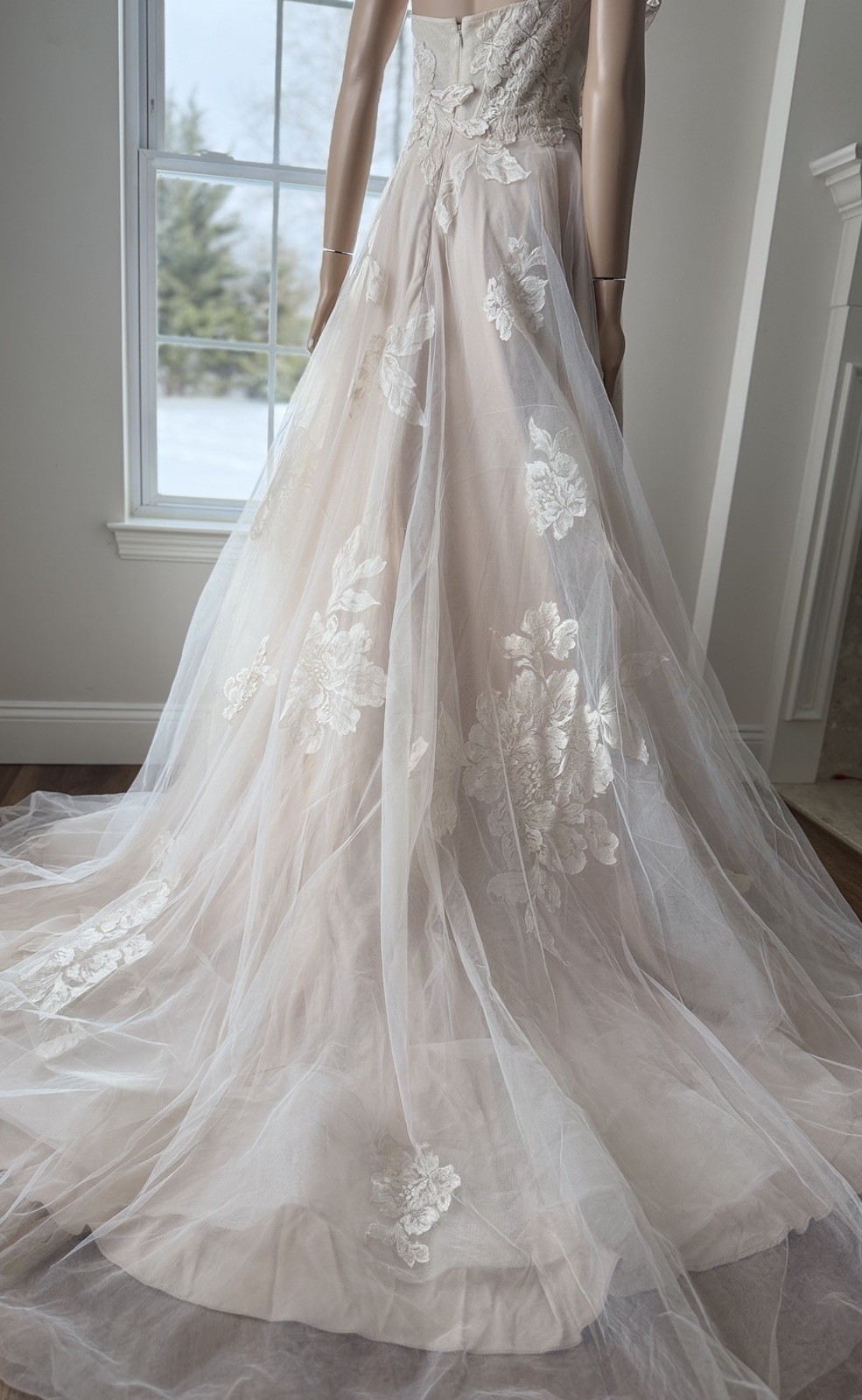 Willowby by Watters Tulle Wedding Dress Sz 22W Beige Lace Boho Bridal Fairy Gown