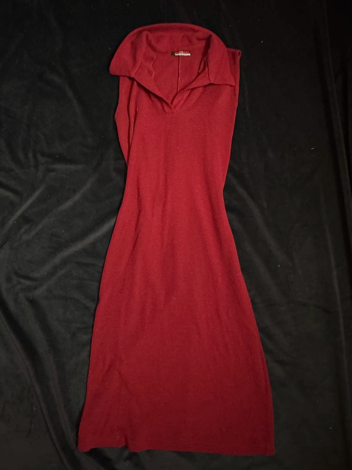 Voodoo Red Sleeveless Hooded Midi Sweater Dress
