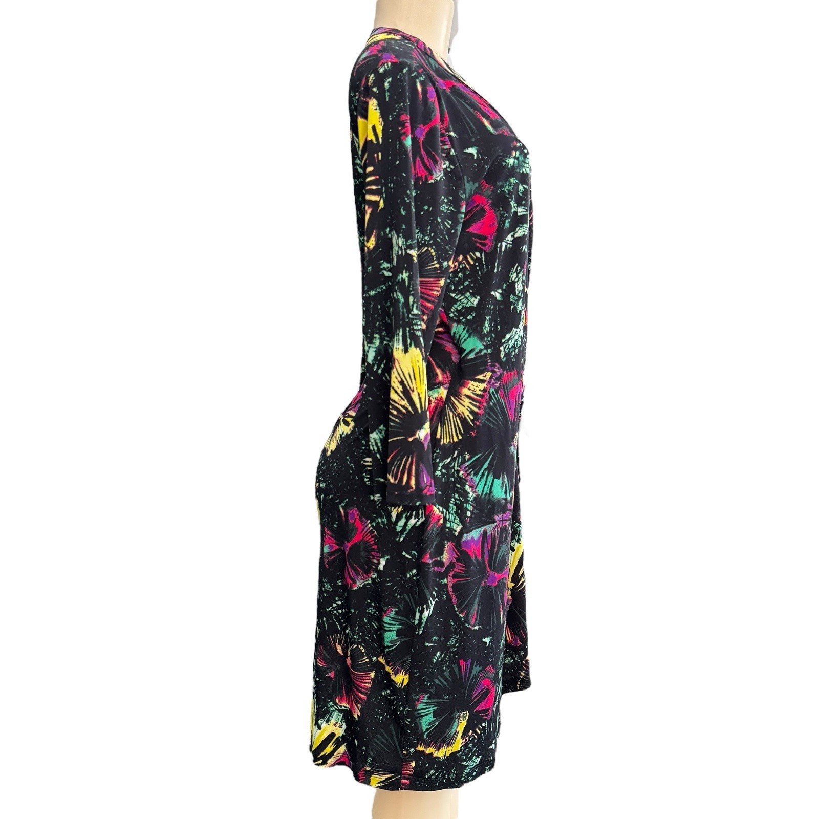 NWOT BCBGMaxazria Adele Short Wrap Dress Black Multicolor Print NEW 3/4 Sleeve