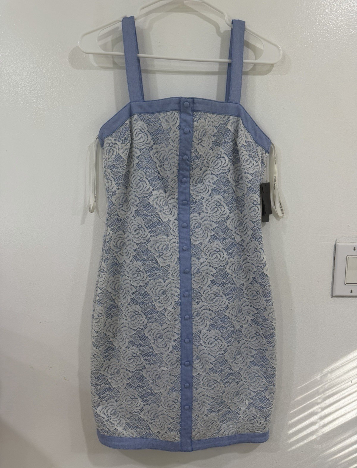 GUESS Blue & White Floral Lace Sheath Dress Square Neck Spaghetti Straps 8