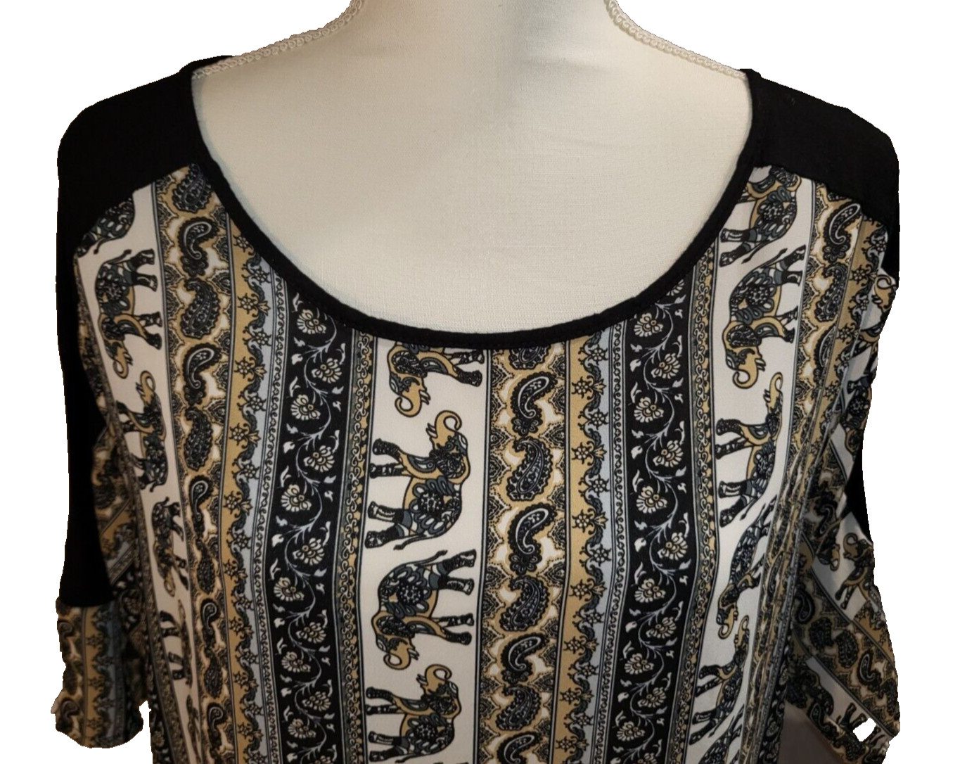 Love Crazy Womens Size XL Shearling Knee Length Dress, Graphic Print Stripes