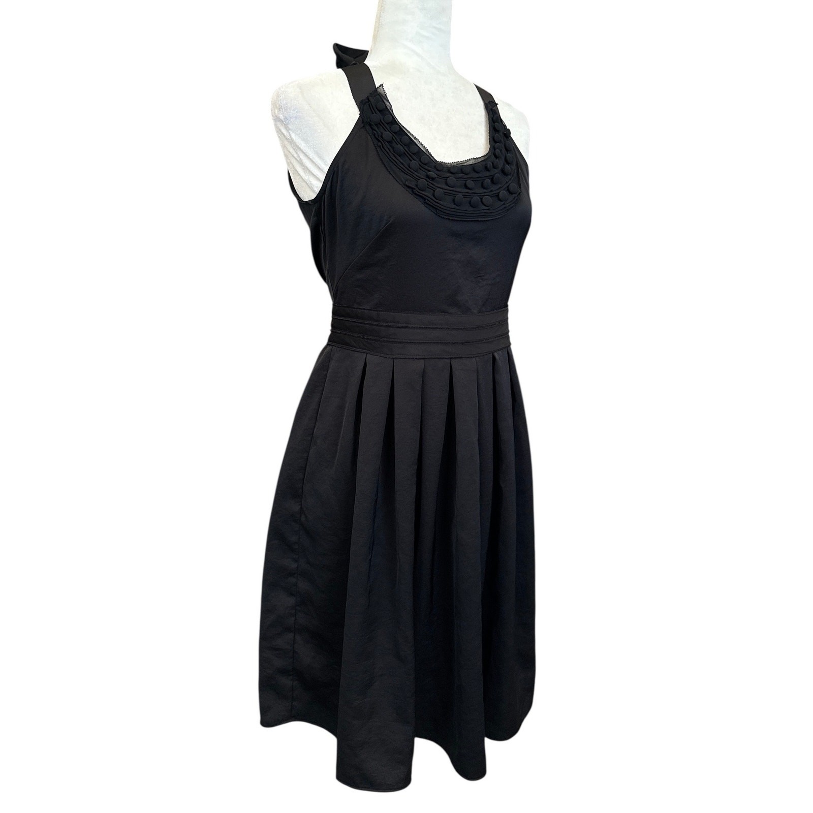 LOFT Black Sleeveless Pleated Button Accent Dress with Bow Women’s Size 2
