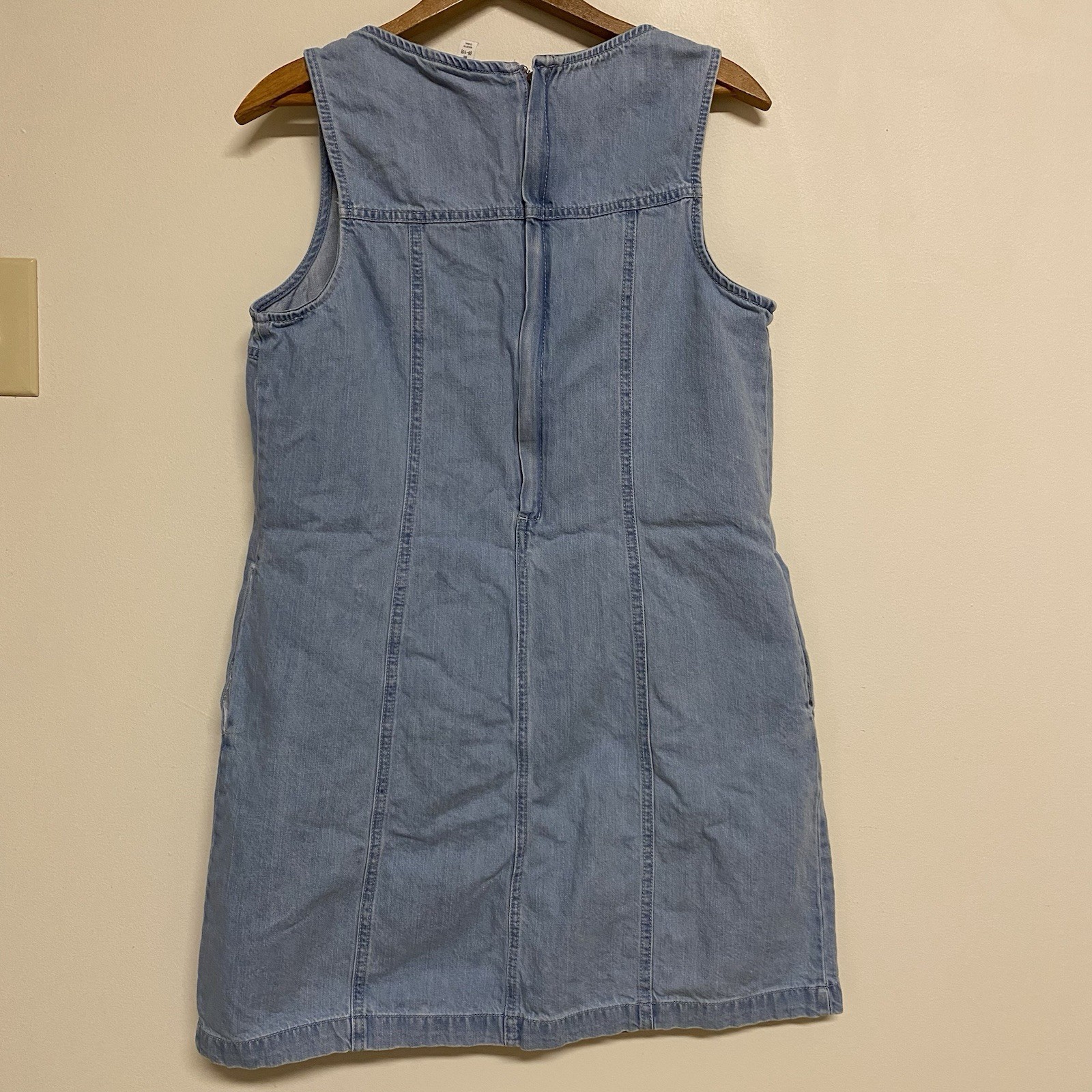 Time and Tru Women’s Sleeveless Shift Dress Round Neck Denim Nwot Size M