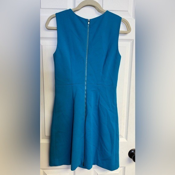 Diane von Furstenberg Carpreena Mini Blue Iris A-line Sheath Dress Size 4