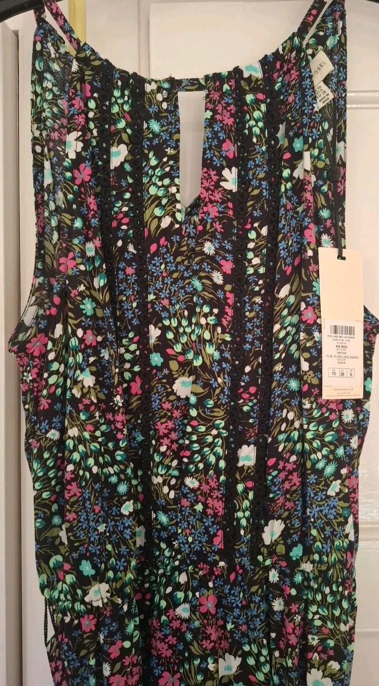 Love & Roses Floral Dress Size 10 – Brand new with tags