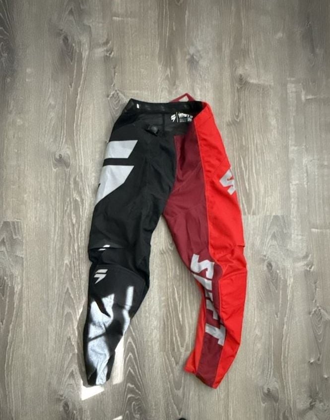Shift Whit3 Label Motocross Pants Size 28 Black Red