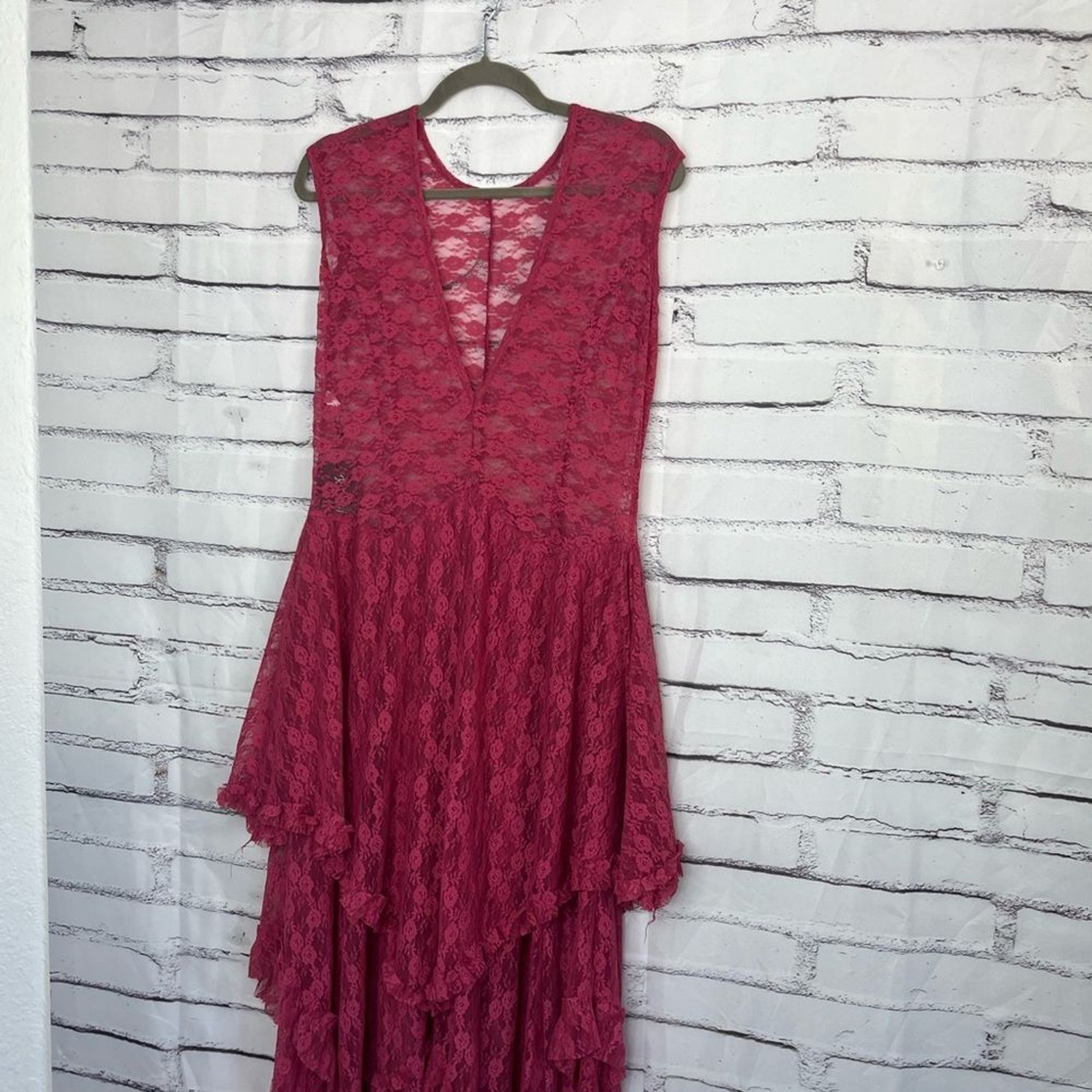 R.Vivimos Pink Lace Asymmetrical Midi Dress Women’s XL Deep V Sleeveless NWT