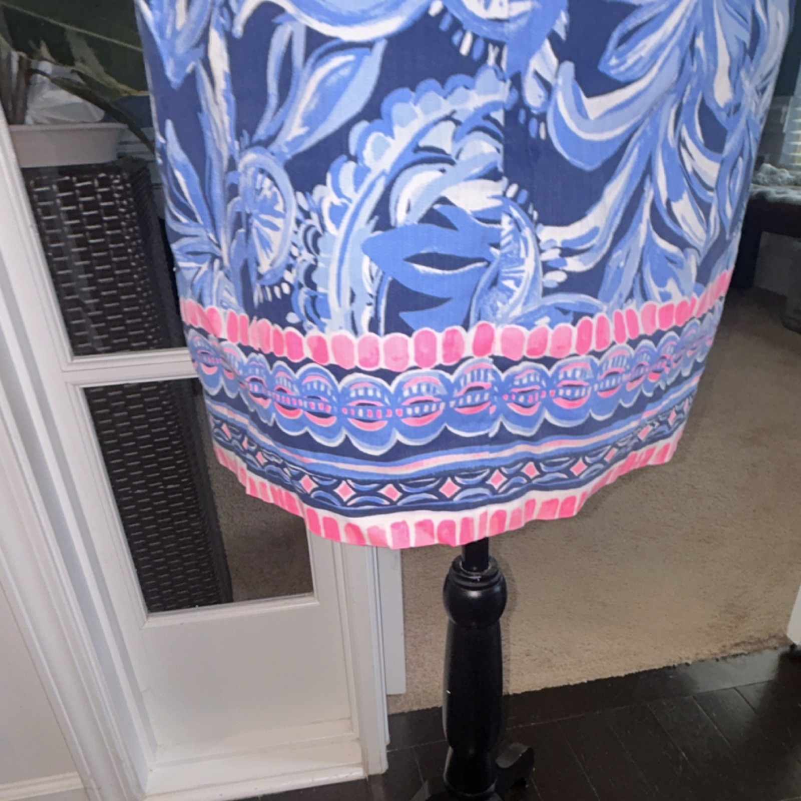 Lilly Pulitzer Women’s Floral Shift Dress V-Neck Sleeveless Embroidered 16