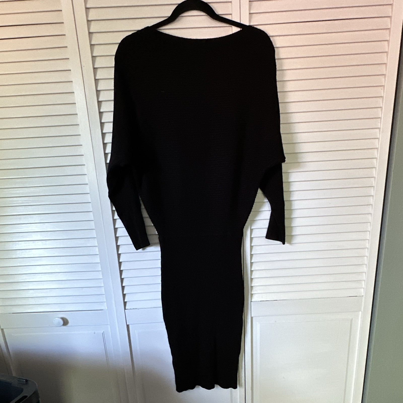 Express Black Solid Round Neck Long Sleeve Bodycon Midi Sweater Dress Size XS