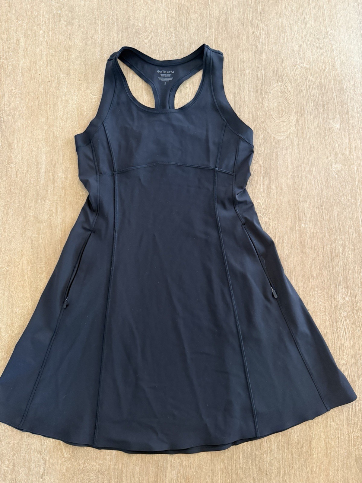 Athleta Levitate Dress Black Racerback Athletic Dress Zip Pockets Women’s Small
