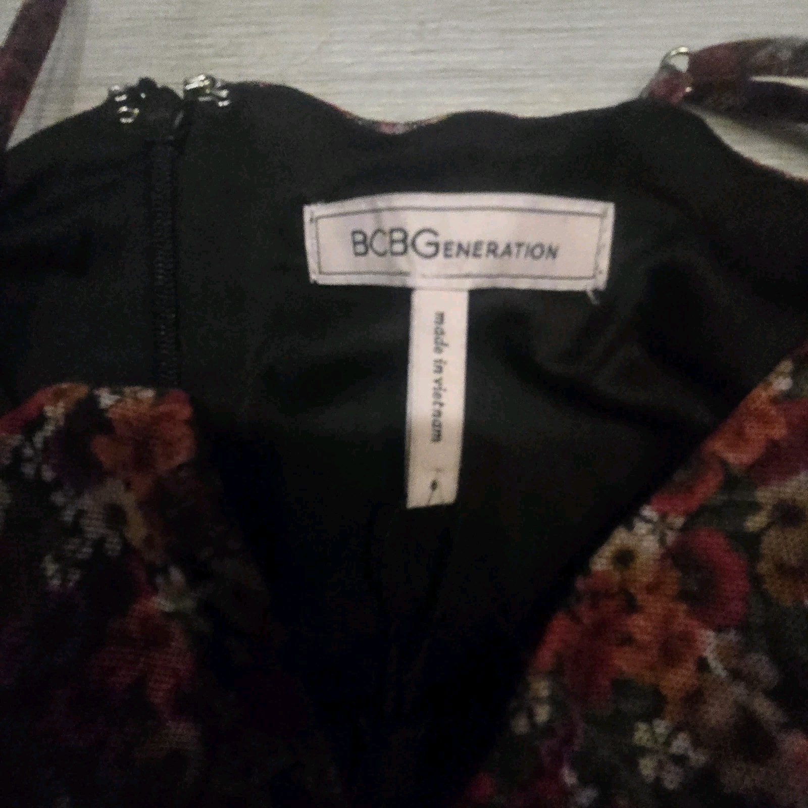 BCBGeneration Floral Mesh Ruched Midi Dress Size 6 Y2K Date Night