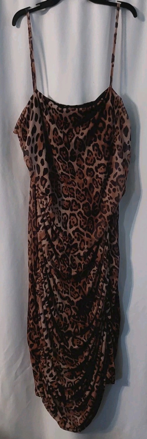 Nasty Gal Dress Size 24 Leopard Print Tan Black Ruched Length 42″ Lined