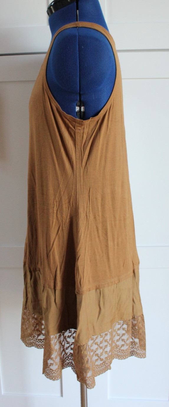 LOGO Layers by Lori Goldstein Size Medium Carmel Boho Tank Slip Dress With Lace