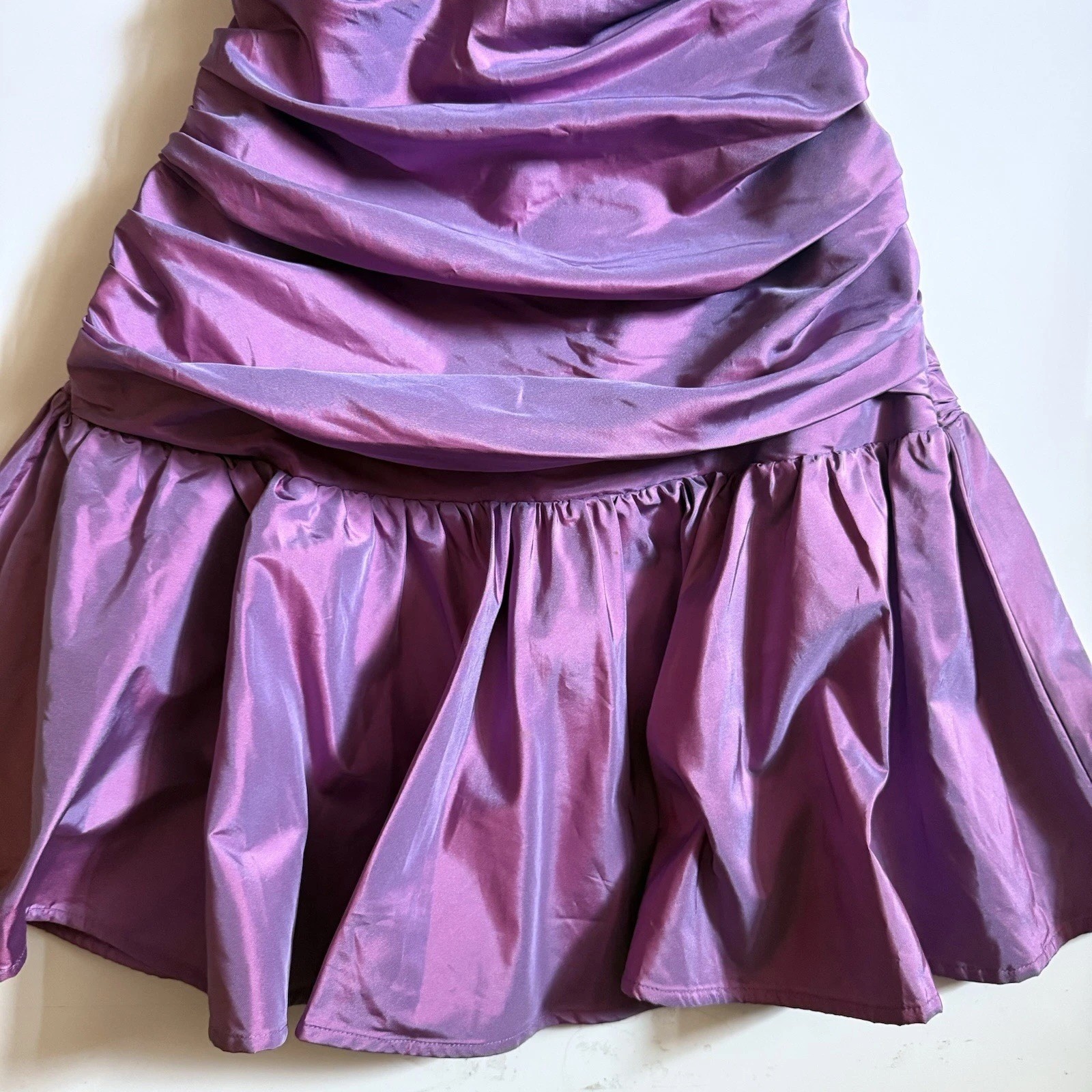 Betsey Johnson Purple/Mauve Strapless Taffeta Mini Mermaid Cocktail Dress