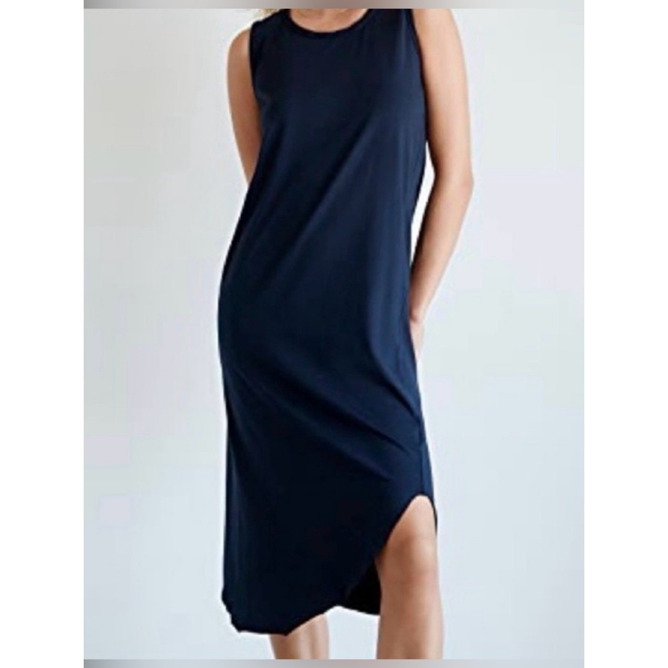 Frank and Eileen Easy Side Slit Tank Midi Dress in Dark Navy. Size S