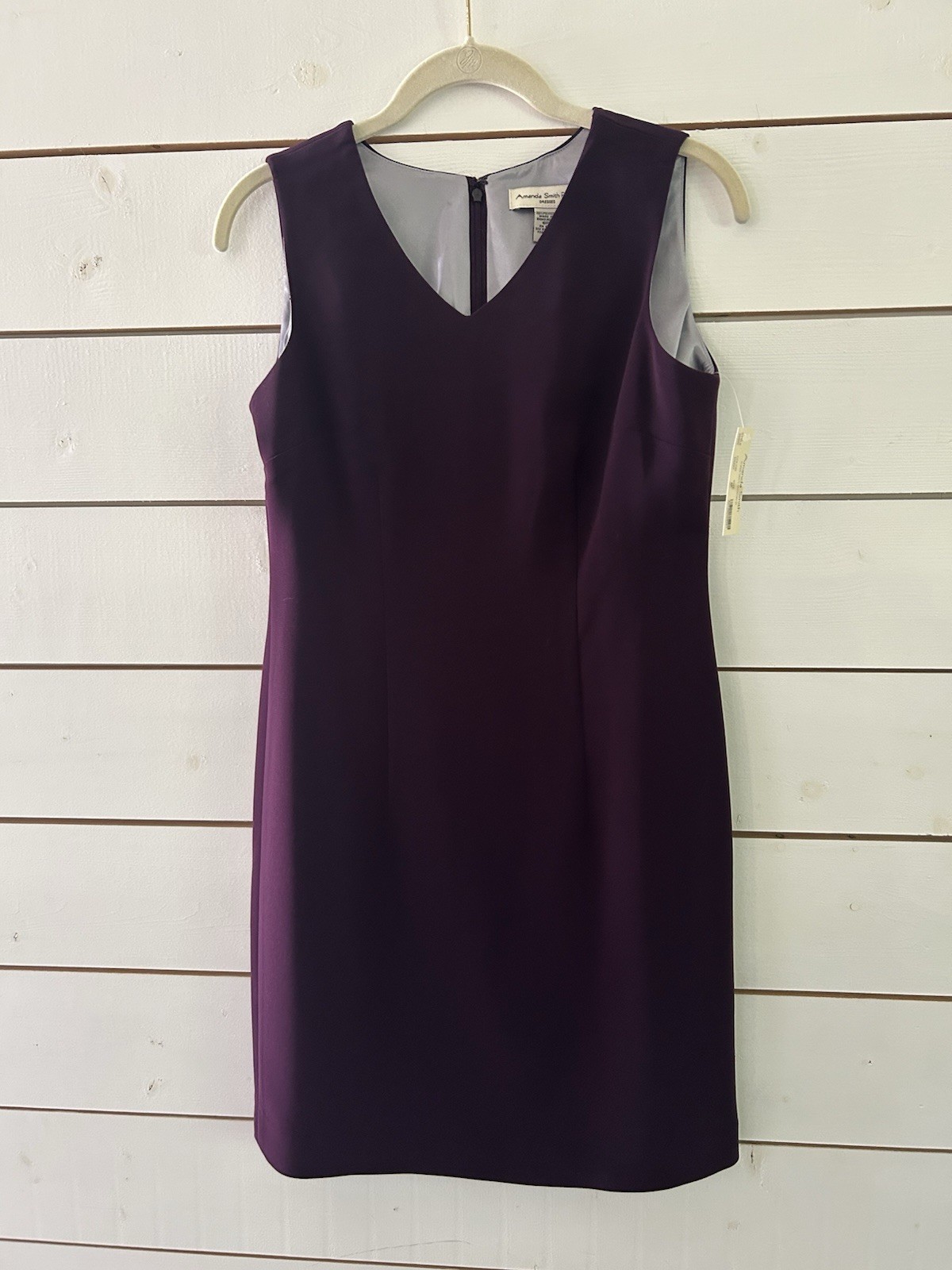 NWT Amanda Smith Petite Size 6P Classic Sleeveless Purple V Neck Sheath Dress