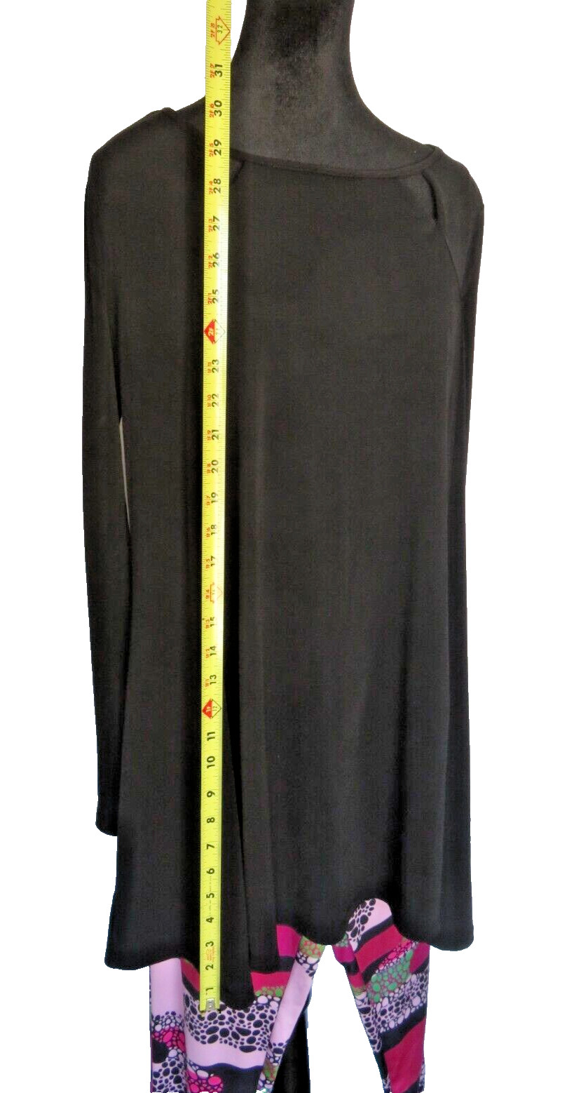 LBISSE® Black Tunic With Retro Print Leggings Multi-Color Pinks Grays Size Large