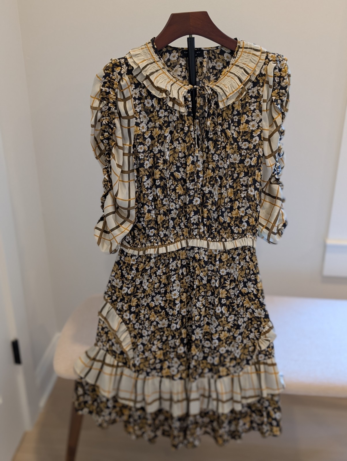 Current Air Tie Neck Tiered Mini Dress Sz Medium EUC