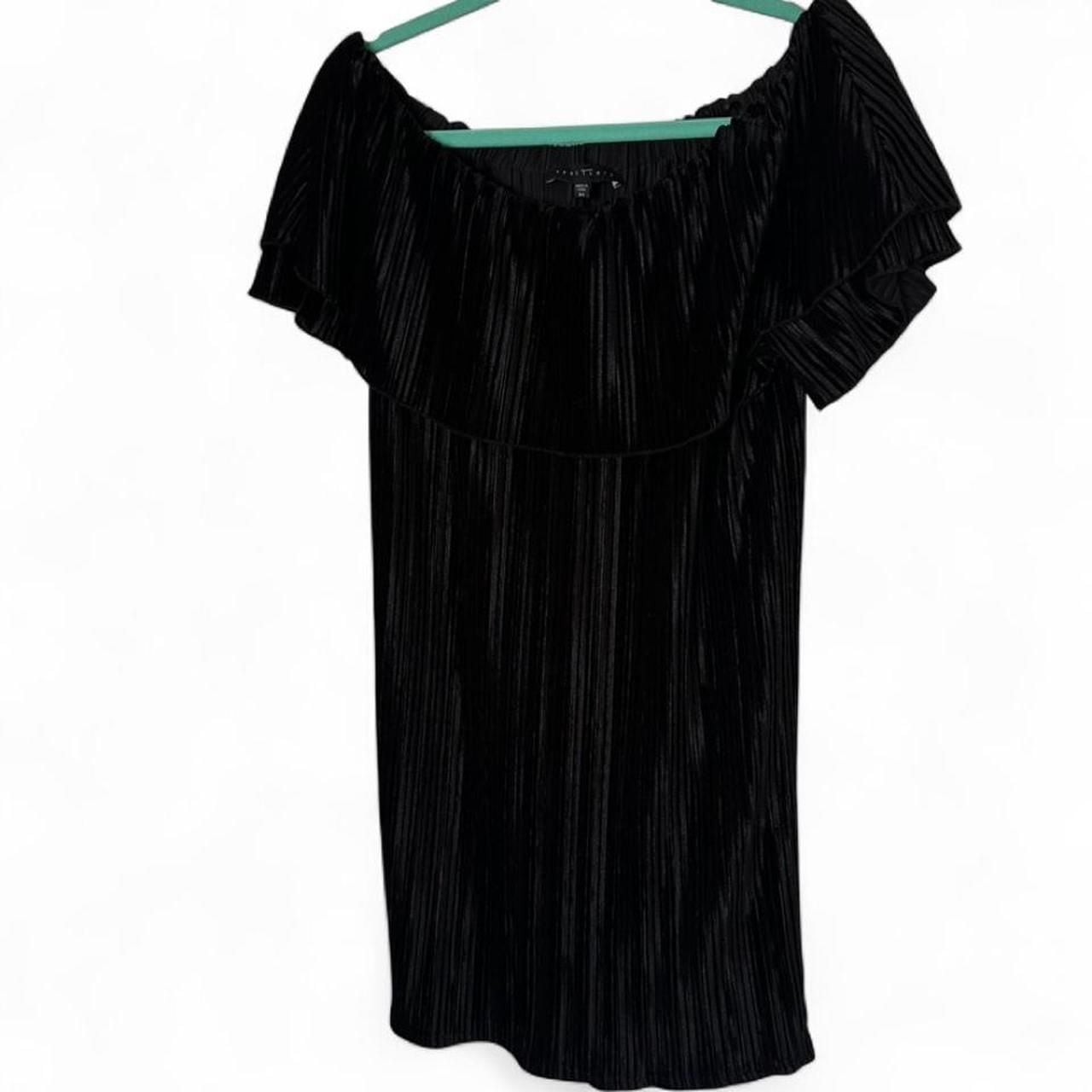 Sanctuary Black Pleated Velvet Off-the-Shoulder Dress Size M