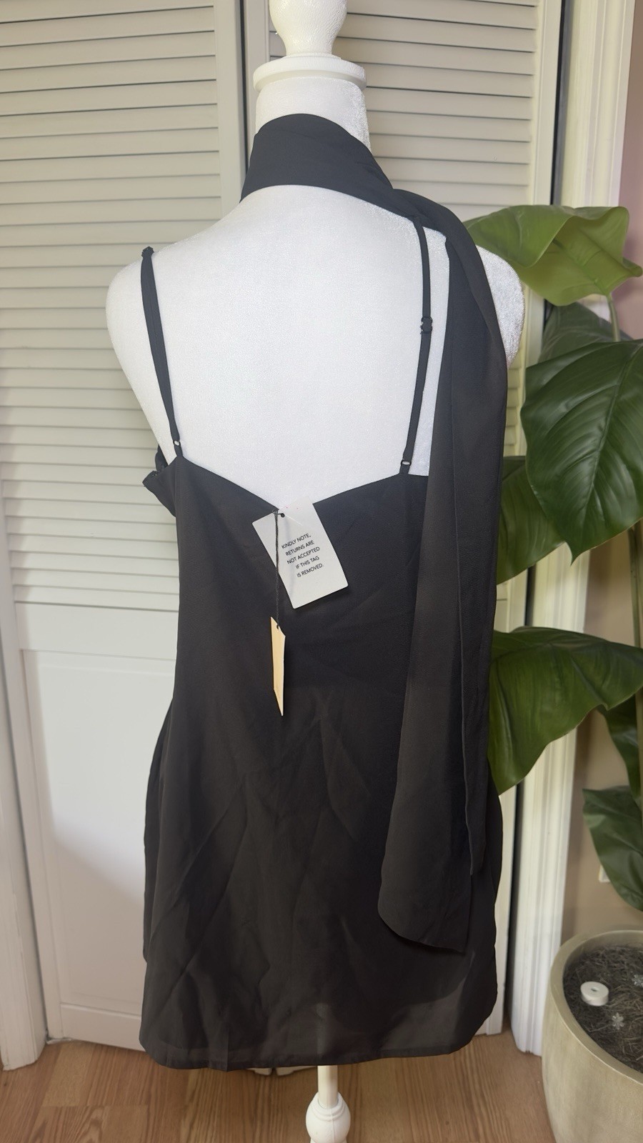 Superdown Revolve Black Draped Scarf Neck Mini Dress Women’s Size M