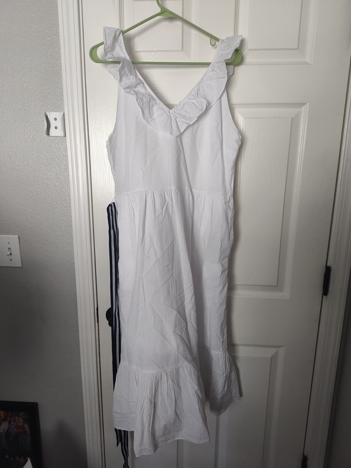 Vineyard Vines x Target White Dress w/ Navy Belt (Size XL)