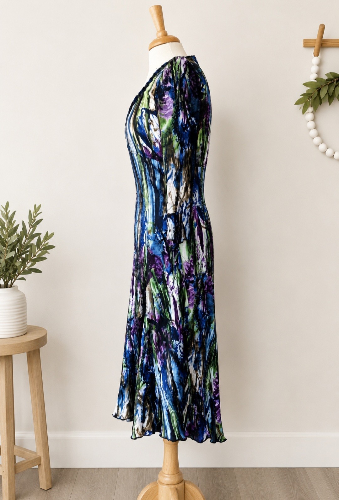 NWT Alberto Makali Pleated Midi Dress M Blue Green Abstract Beaded Velvet Trim