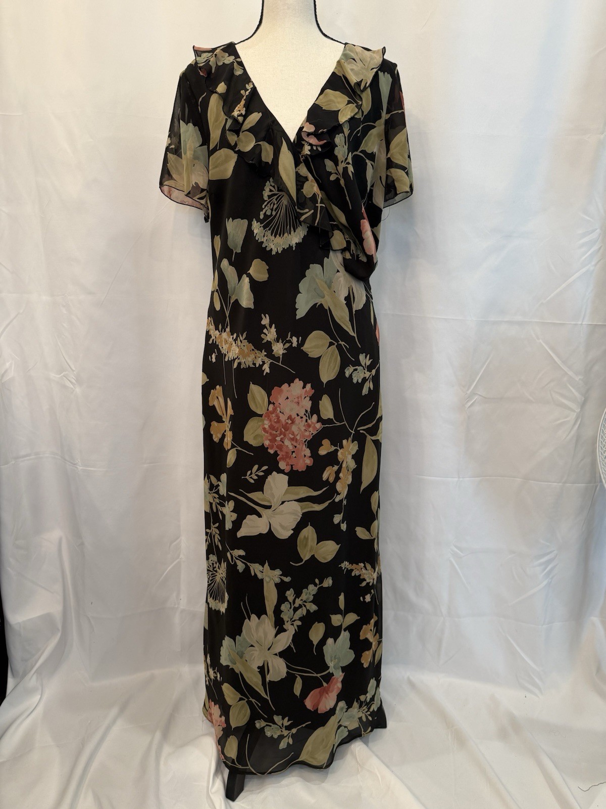 Vintage David Warren NY 14 P Y2K Black Floral Maxi Flutter Sleeve Whimsigoth